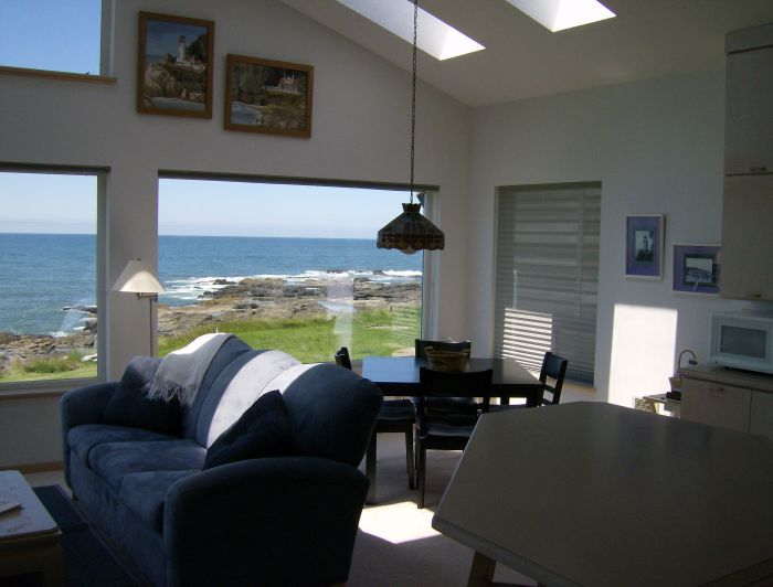 Yachats Rental Kelly's Cove at Yachats Village Rentals