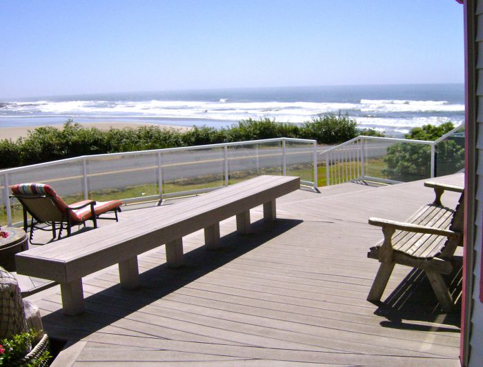Yachats Rental Carousel at Yachats Village Rentals